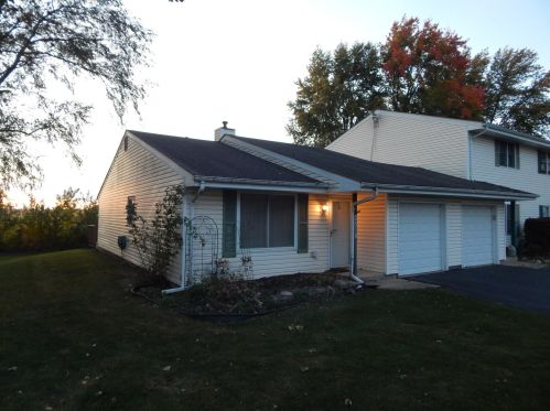 2518 Iris Ln, Joliet, IL 60403-1660