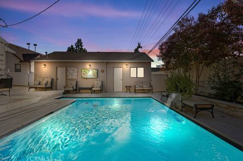 1215 Cordova Ave, Glendale CA  91207-1734 exterior