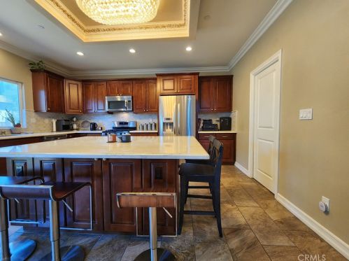 14012 Quailridge Dr, Riverside CA  92503-7201 exterior