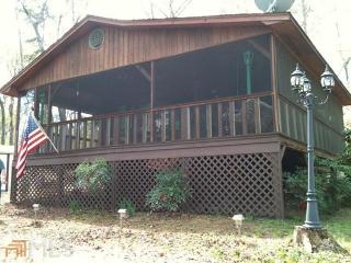 76 Timber Trl, Toccoa, GA 30577-9618
