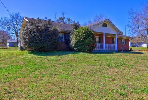 1821 New, Conyers GA  30012-3740 exterior