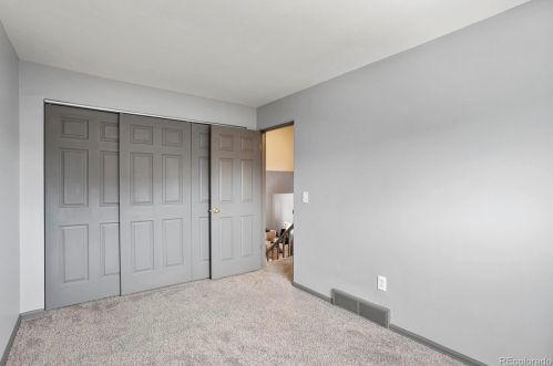 19551 Batavia Dr, Aurora CO  80011-5310 exterior