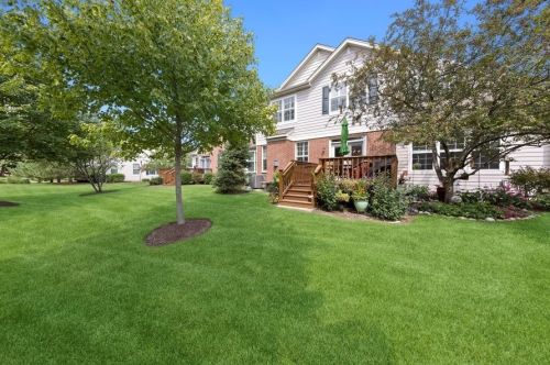 2069 John Paul Jones Ln, Lemont IL  60490-2104 exterior