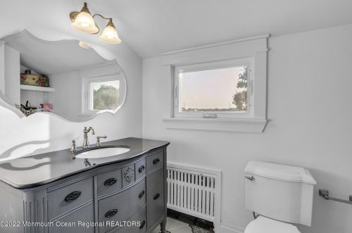 166 Conover Ln, Tinton Falls NJ 07701-6214 exterior