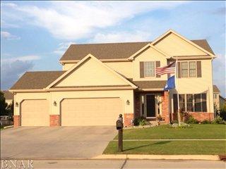 1154 Pointe Dr, Normal, IL 61761-9661