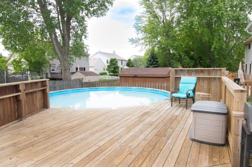 174 Ridgewood Dr, Bull Valley, IL 60098-4143