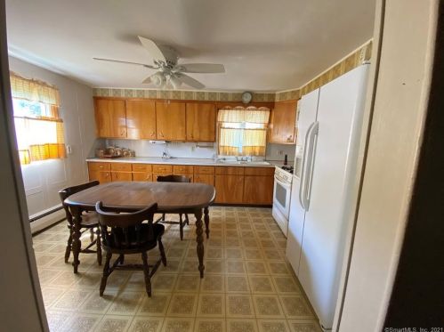 864 Woodtick Rd, Waterbury, CT 06705-1700