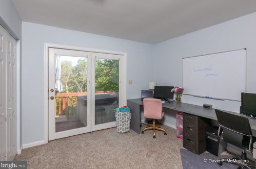 423 Shannondale Rd, Harpers Ferry WV 25425-4564 exterior