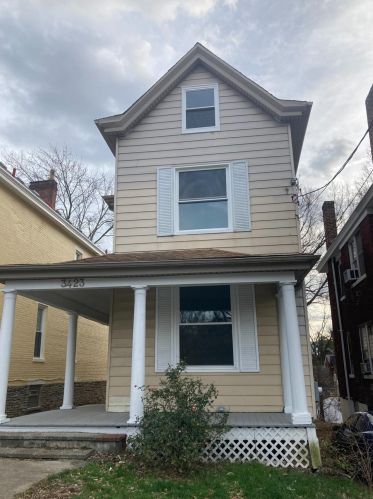 3423 8th St, Cincinnati, OH 45205-2201
