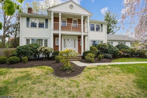 26 Old Glen Rd, Morristown, NJ 07960-6148