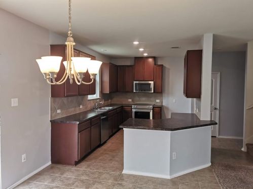 13535 Abraham Lincoln St, Webberville TX  78653-3912 exterior