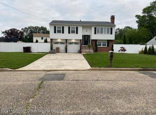 3 Teal Pl, Berkeley Township, NJ 08721-1619