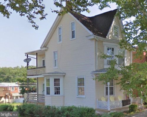 1810 Briggs St, Harrisburg, PA 17103-1530