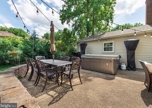 329 Soapstone Ln, Silver Spring MD 20905-5718 exterior