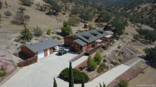 33328 Little Valley Rd, Caliente, CA 93518-3700
