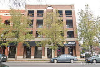 4717 Clark St, Chicago, IL 60640-4842