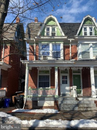 1938 Chestnut St, Harrisburg, PA 17104-1329