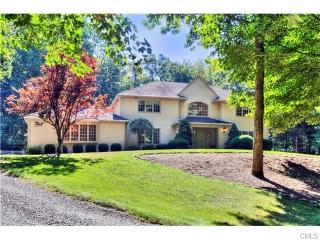 10 Fanton Hill Rd, Weston, CT 06883-2420