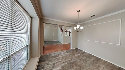 7908 Parkwood Plaza Dr, Fort Worth, TX 76137-5384