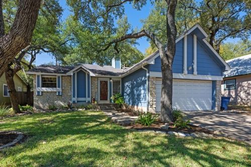 9404 Canus Dr, Austin, TX 78748-5131