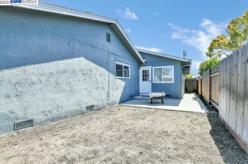 3619 Thunderbird Ct, Concord CA  94520-1430 exterior