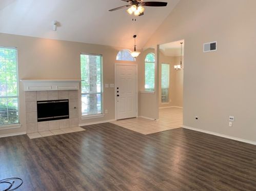 1308 Riley Dr, Carrollton TX  75007-1140 exterior