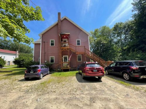 5 Country Club Rd, Killingly, CT 06241-1141