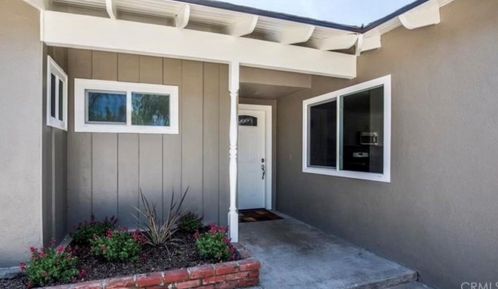 1526 Flora St, Santa Ana, CA 92704-5702
