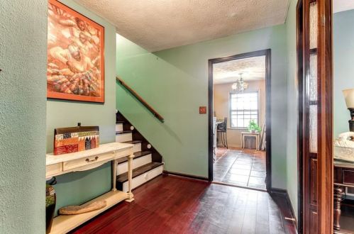 5870 Feldwood Rd, Atlanta GA  30349-2869 exterior