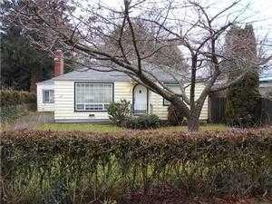 165 Cowlitz Gdns, Kelso, WA 98626-4035