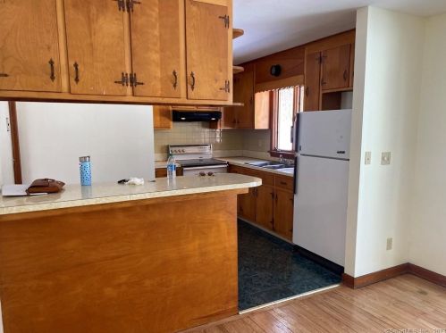 25 Skyline Dr, Colchester CT  06420-4108 exterior