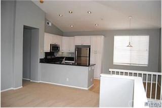 1302 Reggio Aisle, Irvine CA  92606-0856 exterior