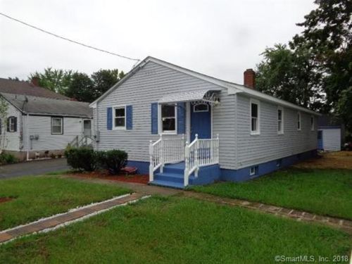 14 Skitchewaug St, Windsor, CT 06095-4605