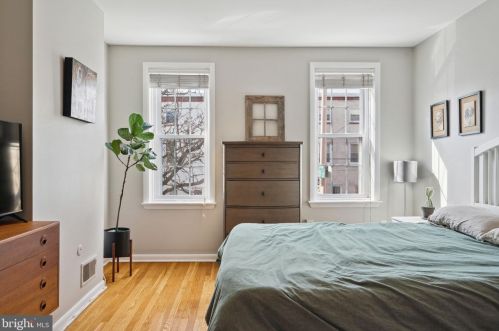 503 22nd St, Philadelphia PA  19146-1256 exterior