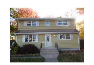 16 Rutgers Ave, Colonia, NJ 07067-2814