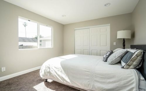 1906 Van Ness Ave, Santa Ana CA 92707-2638 exterior