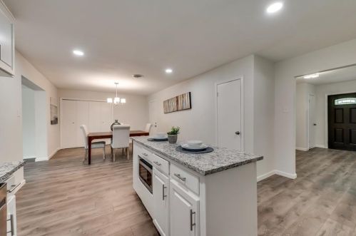 6772 Mike Dr, Fort Worth TX  76180-8522 exterior