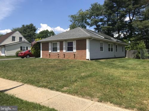 79 Melville Ln, Willingboro, NJ 08046-2910