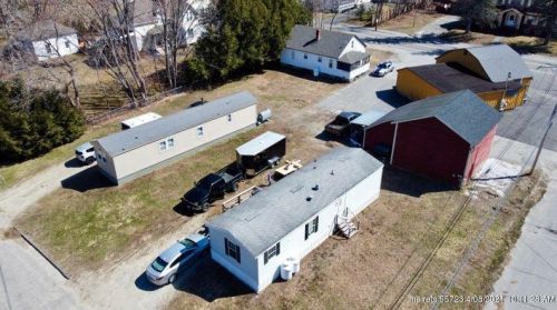 84 Main St, Lisbon, ME 04252-1724