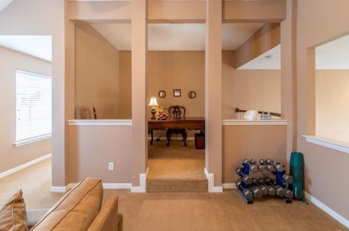 3609 Cimarron Dr, Carrollton TX 75007-6304 exterior