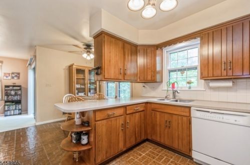 74 Goldfinch Dr, Hackettstown NJ  07840-3023 exterior
