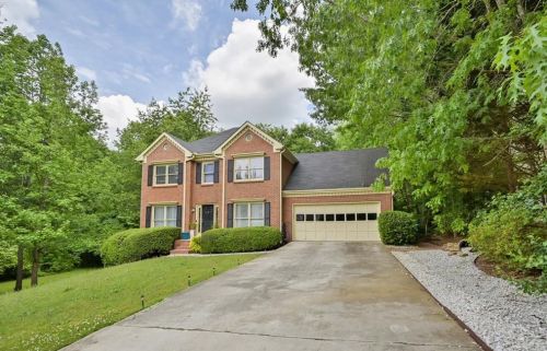 3327 Chinaberry Ln, Lithonia, GA 30039-4099