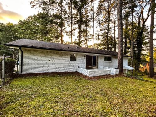 180 Lydia Dr, Atlanta GA  30315-8416 exterior