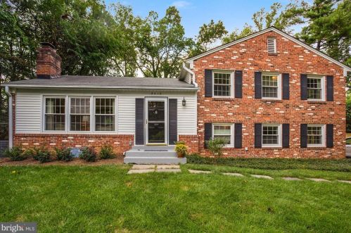2412 Lancaster Ct, Falls Church, VA 22043-3044