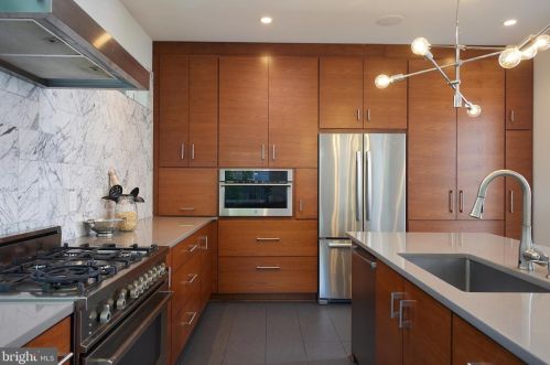 2306 Kimball Pl, Silver Spring MD exterior