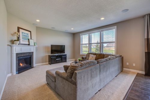 9340 Compass Pointe Rd, Saint Paul MN  55129-5513 exterior