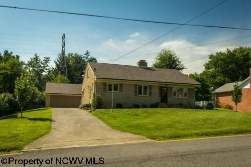 321 Laurel St, Morgantown, WV 26505-3222