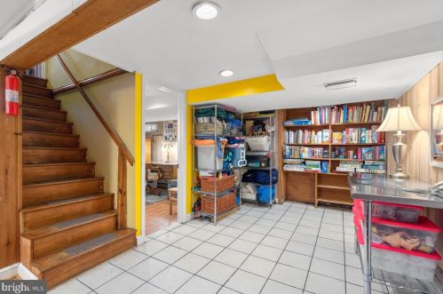 10617 Lorain Ave, Silver Spring MD 20901-3247 exterior