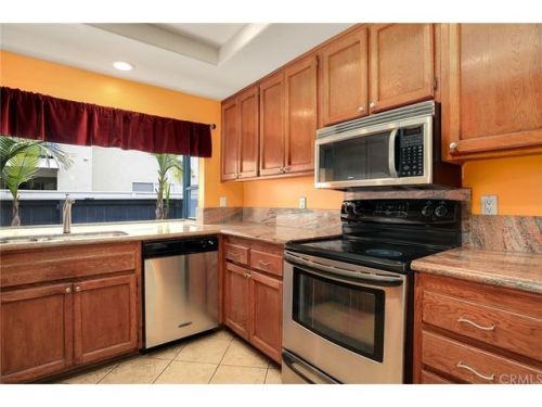3085 Cheryllyn Ln, Anaheim, CA 92804-3167