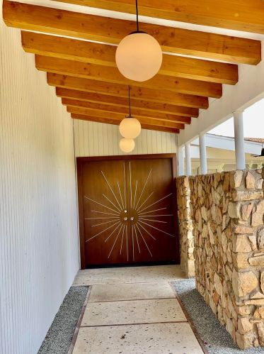 2166 Warmlands Ave, Vista CA  92084-3338 exterior